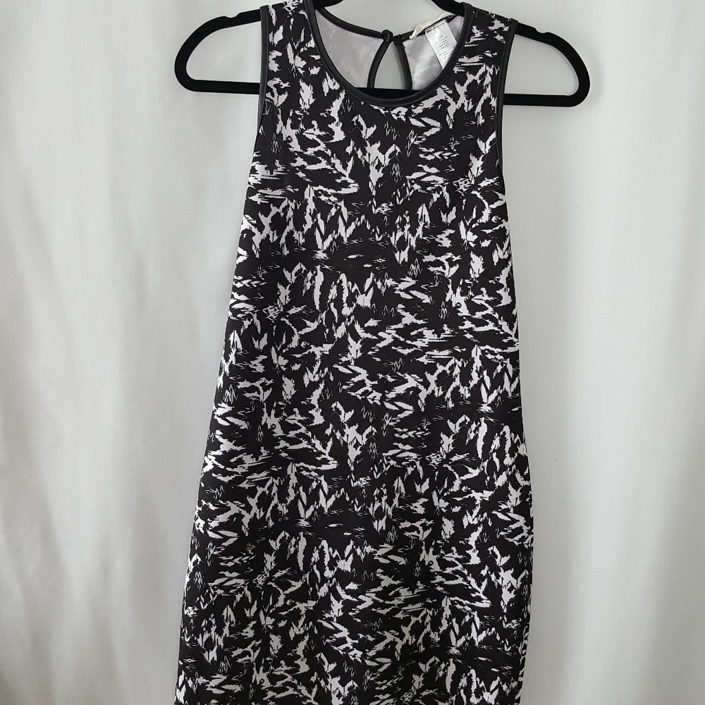 Derek Heart dress B14